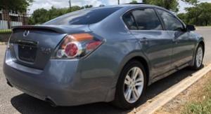  Nissan Altima 3.5 SR (2012)